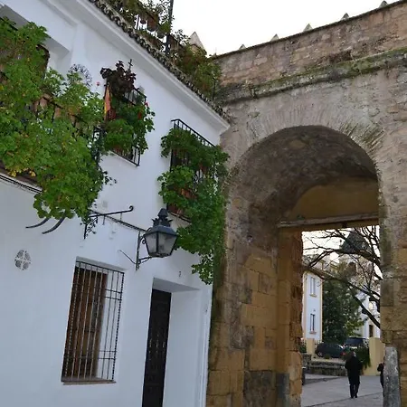 Apartamento Mezquita Apartment *